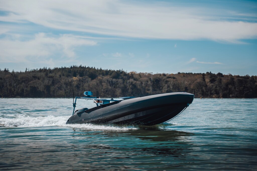 SYOS USV on the water